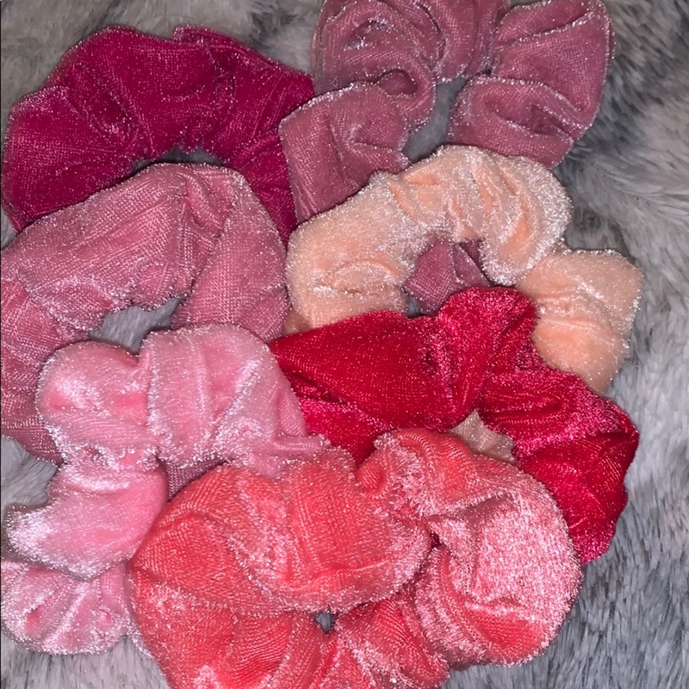 Scrunches